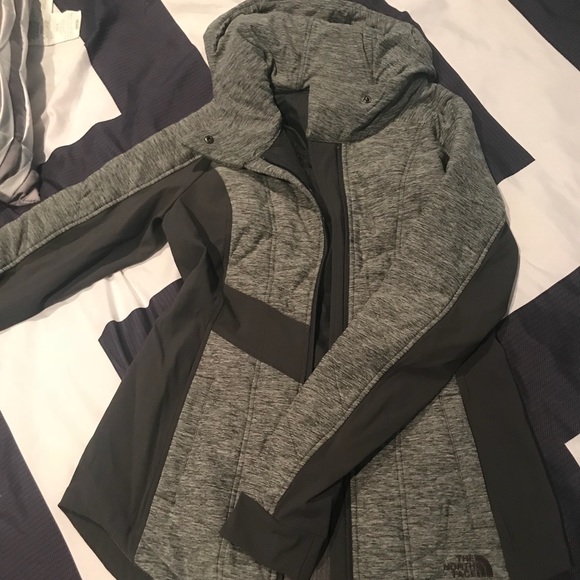 Women North Face Jacket - Picture 1 of 5